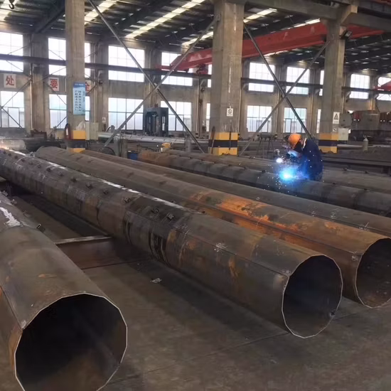 모터 리프팅 시스템을 갖춘 15m~40m 모노 타워 하이 마스트 폴